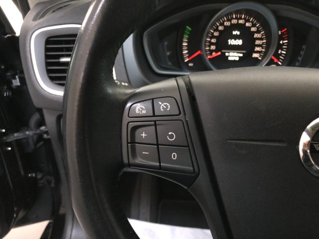 VOLVO V40 usata, con Volante multifunzione