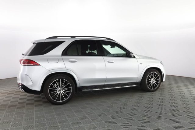 MERCEDES-BENZ CLA usata 2