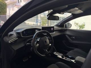 PEUGEOT 208 usata, con Schermo multifunzione interamente digitale