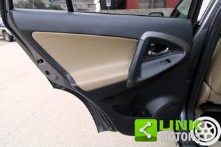 TOYOTA RAV 4 MY23 usata, con Controllo trazione