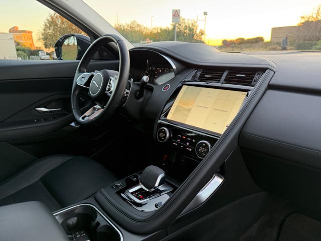JAGUAR E-Pace usata, con Regolazione elettrica sedili
