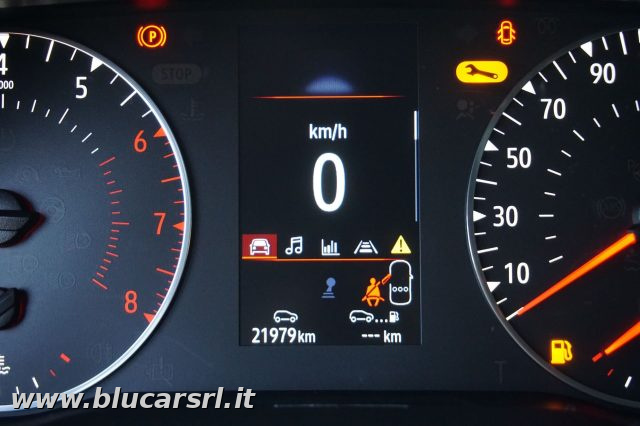 RENAULT Captur usata, con Bracciolo