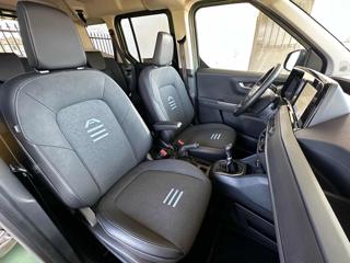 FORD Tourneo Courier usata, con Schermo multifunzione interamente digitale