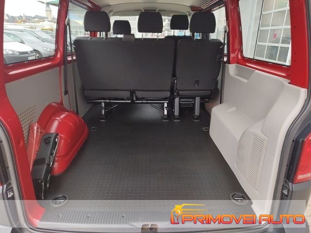 VOLKSWAGEN Caravelle usata 9