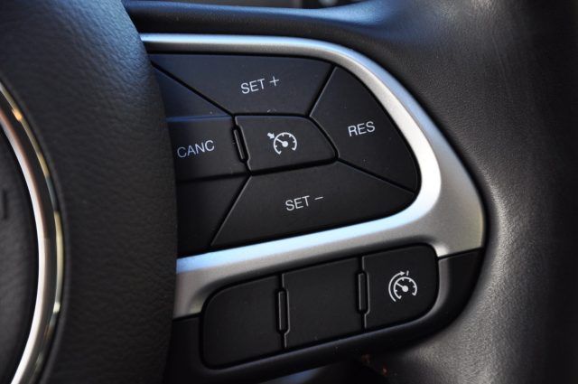 JEEP Compass usata, con Servosterzo