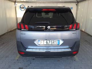 PEUGEOT 5008 usata, con Sistema di navigazione