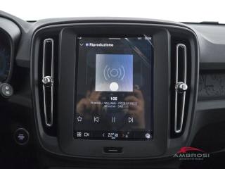VOLVO XC40 usata 12