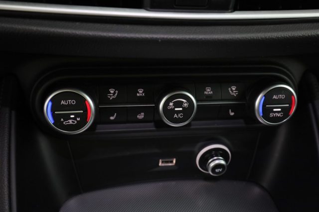 ALFA ROMEO Stelvio usata 12