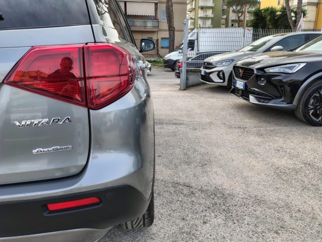 SUZUKI Vitara usata, con Autoradio