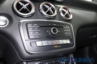 MERCEDES-BENZ A 180 usata, con Leve al volante
