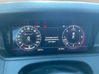 LAND ROVER Range Rover Velar usata, con Interni in pelle