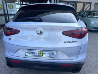 ALFA ROMEO Stelvio usata, con Autoradio