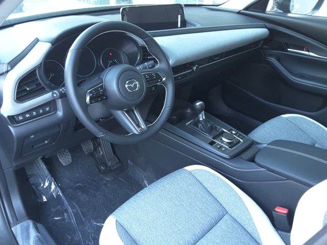 MAZDA CX-30 usata, con Regolazione elettrica sedili