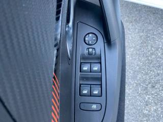 PEUGEOT 2008 usata, con USB