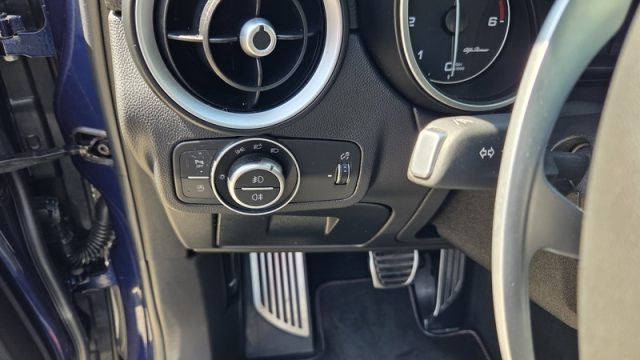 ALFA ROMEO Stelvio usata, con Sistema di navigazione