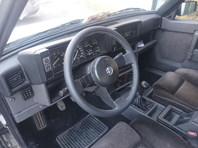 ALFA ROMEO 75 usata, con Cerchi in lega