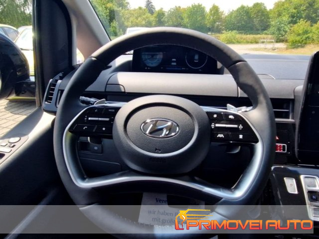 HYUNDAI Staria usata, con ABS