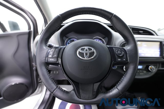 TOYOTA Yaris usata, con Cerchi in lega