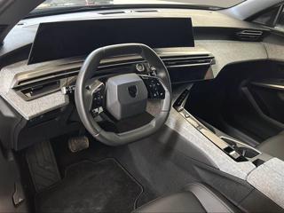 PEUGEOT 5008 usata, con Park Distance Control