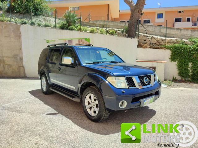NISSAN Pathfinder usata, con ABS