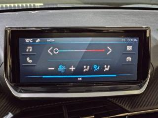 PEUGEOT 208 usata, con Controllo automatico clima