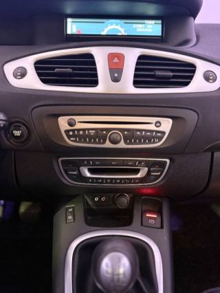 RENAULT Scenic usata 16