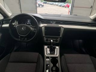 VOLKSWAGEN Passat Variant usata, con Cerchi in lega
