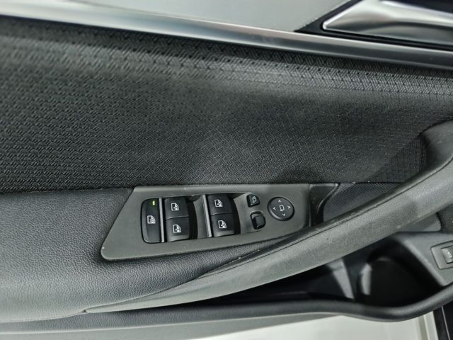 BMW 520 usata, con Fari LED