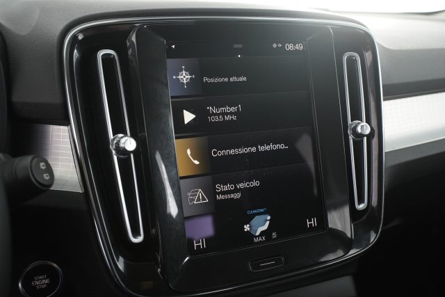 VOLVO XC40 usata 16