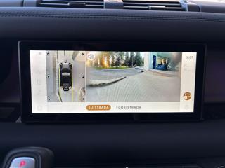 LAND ROVER Defender usata, con Park Distance Control