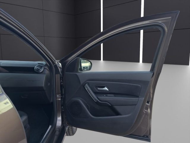 DACIA Duster usata, con USB