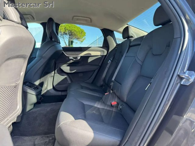 VOLVO S90 usata, con Park Distance Control