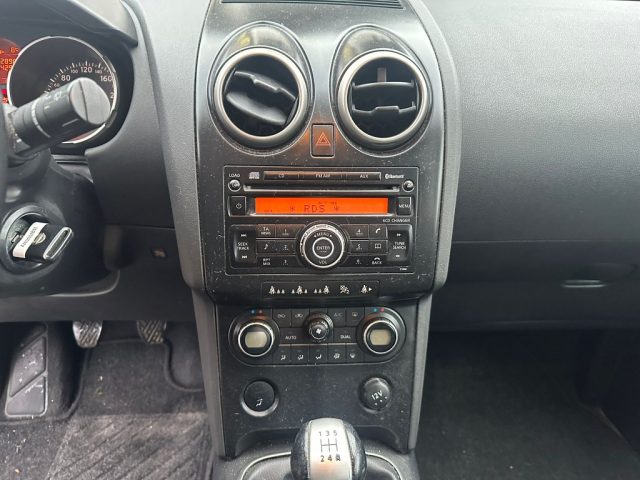NISSAN Qashqai usata, con Boardcomputer