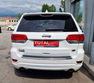 JEEP Grand Cherokee usata, con Autoradio