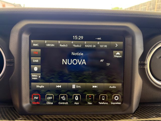 JEEP Wrangler usata, con USB