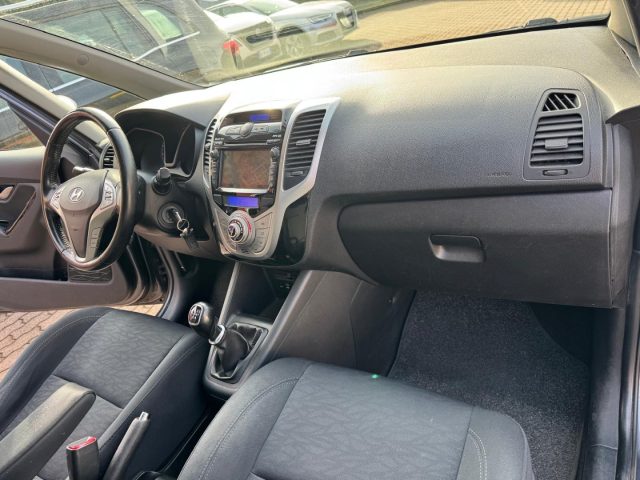 HYUNDAI iX20 usata, con Volante in pelle