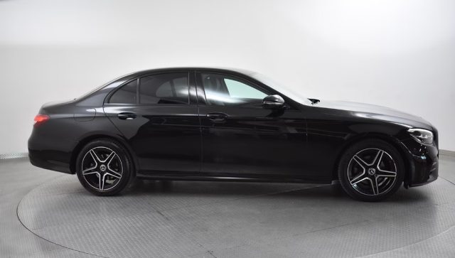 MERCEDES-BENZ E 220 usata, con Airbag Passeggero