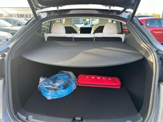 TESLA Model Y usata, con Park Distance Control