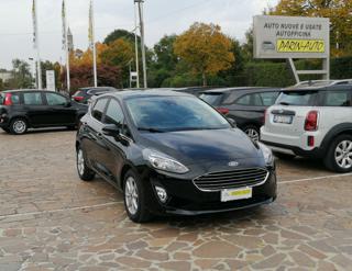 FORD Fiesta usata, con Autoradio