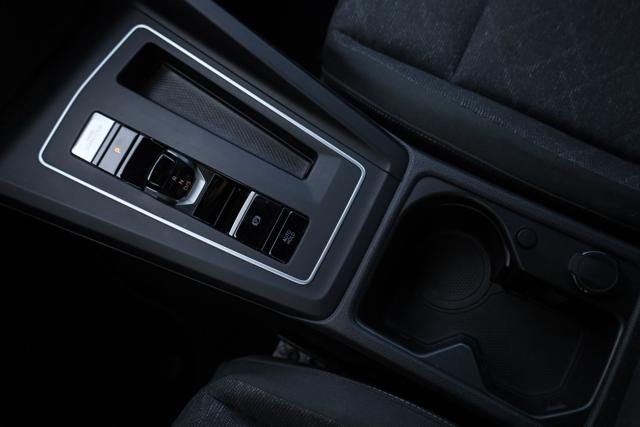 VOLKSWAGEN Golf usata, con Cronologia tagliandi