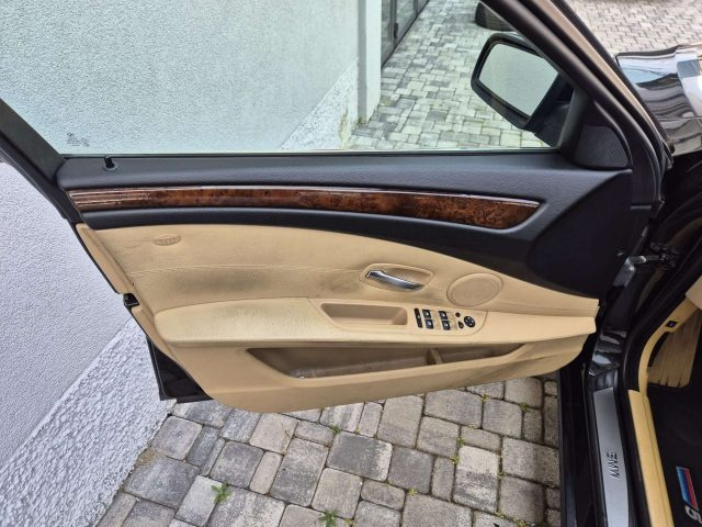 BMW 525 usata, con Autoradio