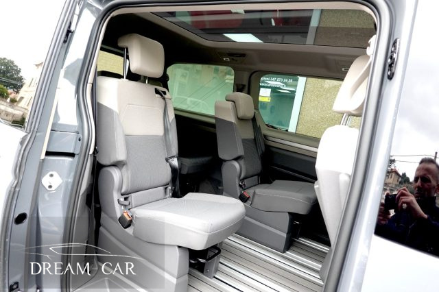 VOLKSWAGEN Multivan usata, con Controllo automatico clima