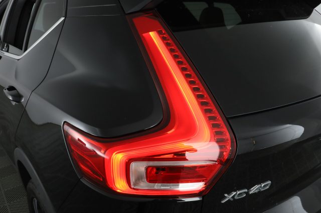 VOLVO XC40 usata 9