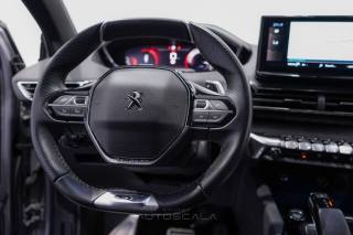 PEUGEOT 5008 usata, con Sistema di navigazione