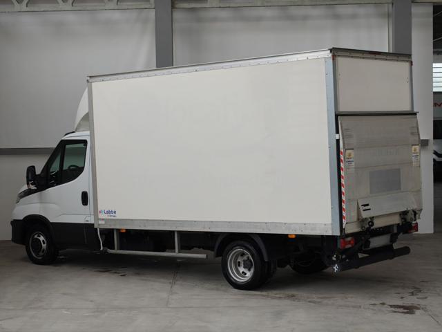 IVECO Daily usata, con Climatizzatore