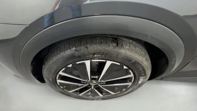 DS AUTOMOBILES DS 7 usata, con Alzacristalli elettrici