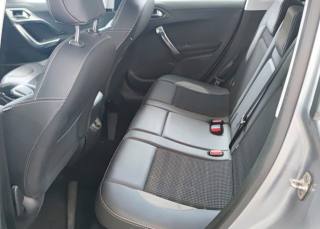 PEUGEOT 2008 usata, con Cruise Control