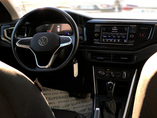 VOLKSWAGEN Taigo usata, con Autoradio