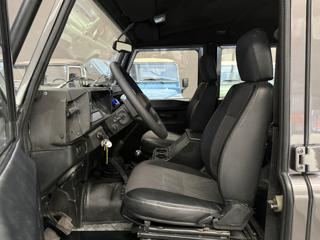 LAND ROVER Defender usata 7