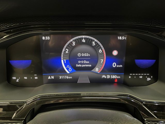 VOLKSWAGEN Taigo usata, con USB